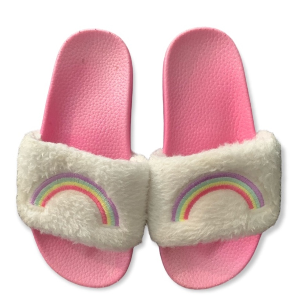 🌻4/$20 Girl’s Fluffy Rainbow Slides/Sandals